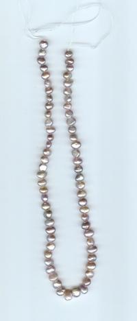 Billede: perler på snor ca. 40 cm, beige