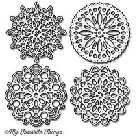 Billede: skæreskabelon 4 små doilies, My Favorite Things Die-namics Mini Delicate Doilies, ca. diameter 4,5cm