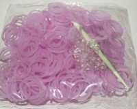 Billede: Loom silicone elastik selvlysende l.lill

incl. nål og clips/Passer til Loom board 