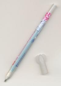 Billede: quickie glue, limpen 1mm spids til papir, rhinstene og mange små ting