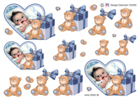 Billede: babydreng i hjerte med gave og bamse, hm-design