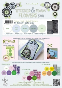 Billede: LEANE Sticker & Foam Flower set 2 “Grey” 25.5770, blomsterdien købes separat